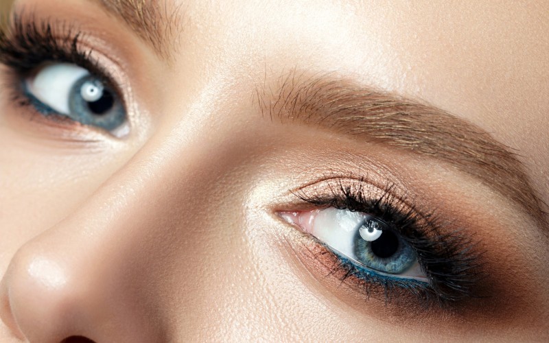 Restructuration de sourcils